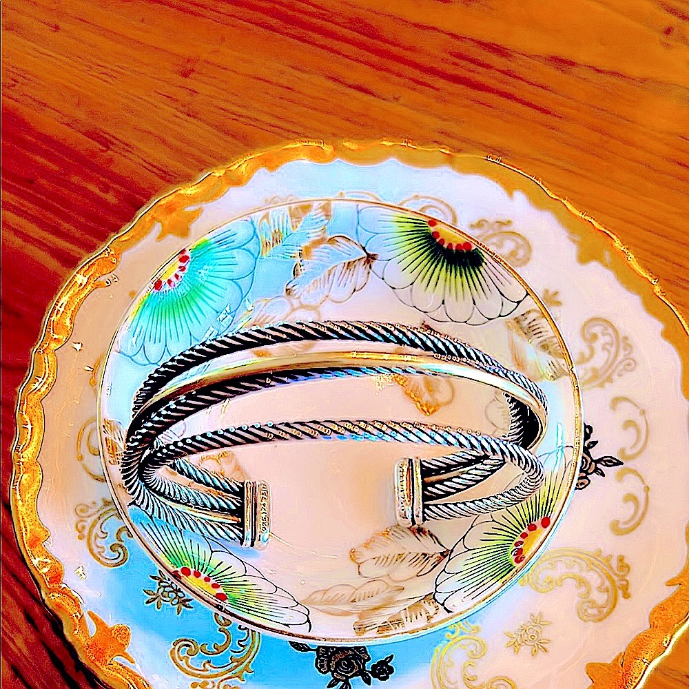 AuthenticDavidYurmanSignatureCrossoverCollectionStamped18K+SilverAdjustableEUC
